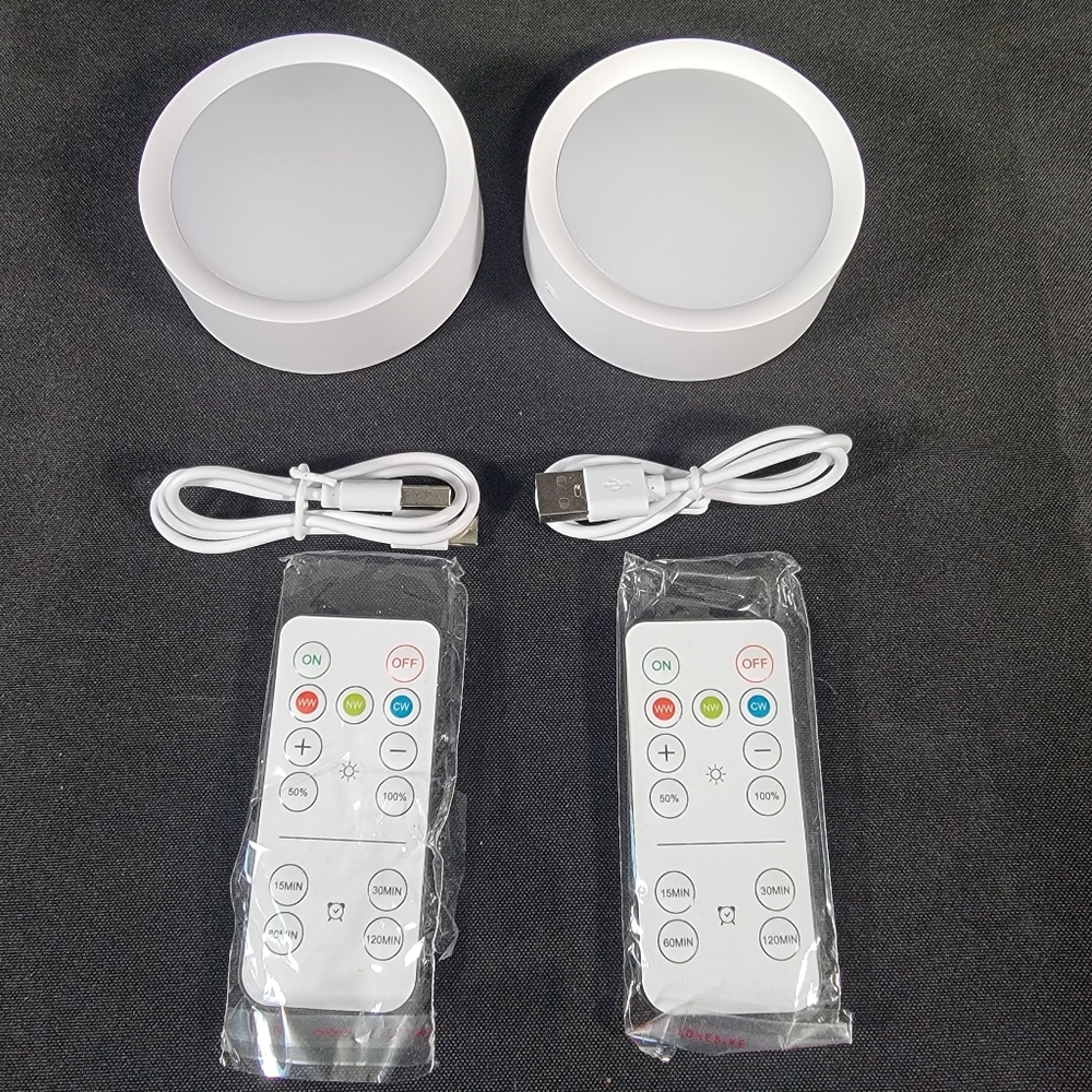 White LED Puck Lights with Remote Control
